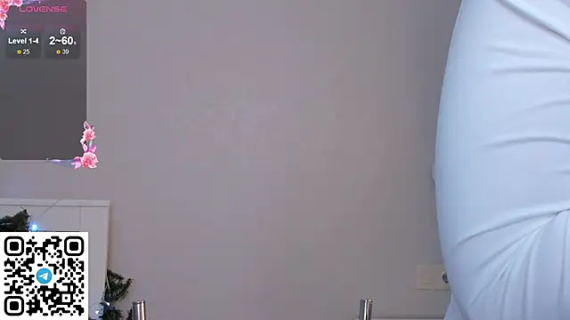 UmbraVelour online show from January 14, 2026, 5:49 pm