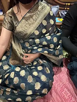 cutestpearl online show from February 22, 2026, 6:20 pm