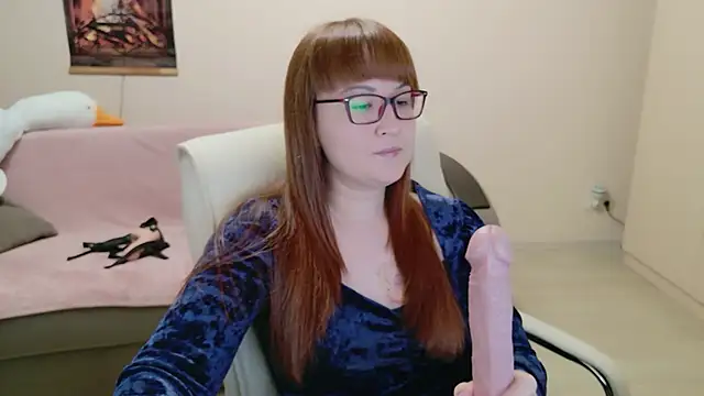 Foxy-lady online show from November 26, 2025, 6:08 pm