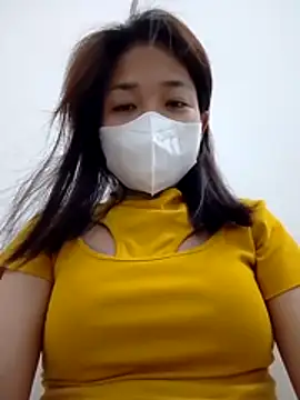 PamPii2x online show from April 3, 2026, 9:54 pm