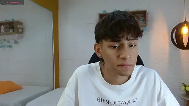 DraxBlade09 online show from November 27, 2025, 8:20 pm