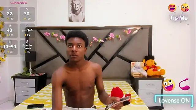 NoahJhonson69 online show from April 8, 2026, 11:33 am