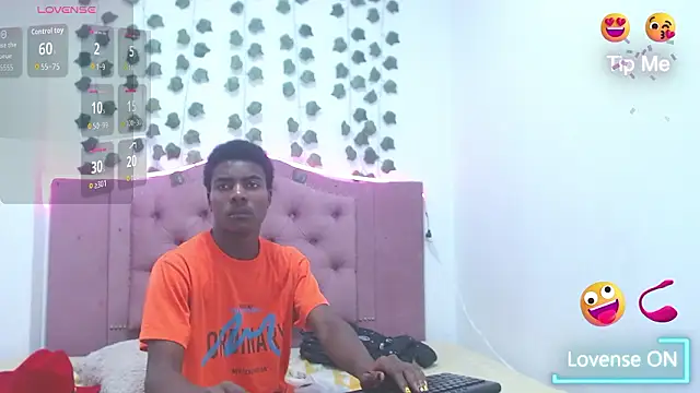 NoahJhonson69 online show from February 23, 2026, 11:55 am