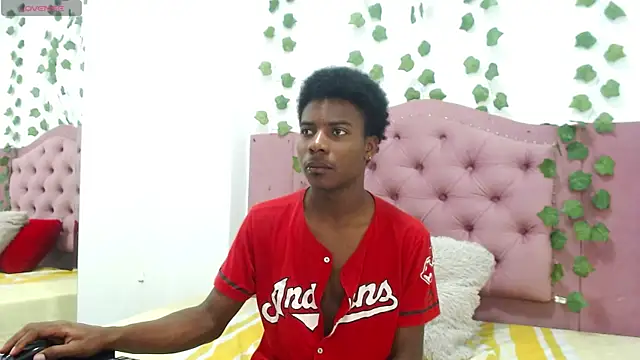 Snapshot of NoahJhonson69 chatting on May 21, 2026, 11:40 am NoahJhonson69 online show from May 21, 2026, 11:40 am