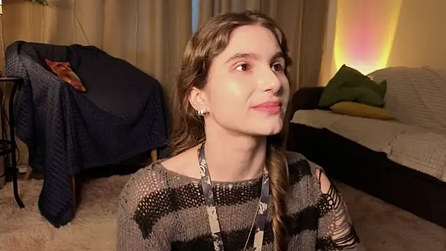 Snapshot of RozanneJordan chatting on April 23, 2026, 5:14 pm RozanneJordan online show from April 23, 2026, 5:14 pm