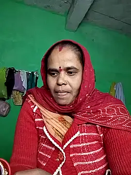 Snapshot of Qxjiya chatting on November 19, 2025, 4:29 pm Qxjiya online show from November 19, 2025, 4:29 pm