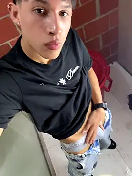 Handsome boys69 online show from December 2, 2025, 11:28 pm