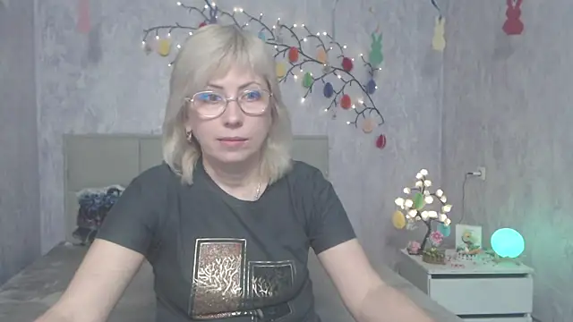 LaurenWishy online show from March 31, 2026, 5:42 am