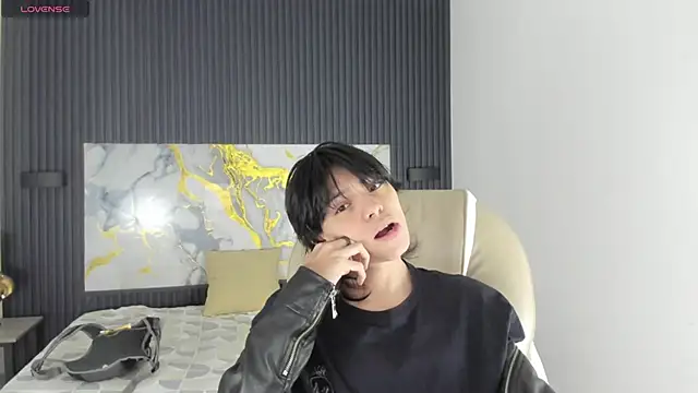 Sylasfrost online show from December 5, 2025, 7:12 pm