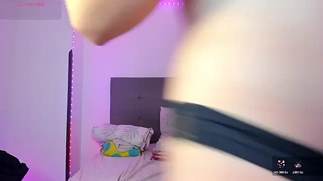 tessa  evans online show from March 17, 2026, 12:02 am