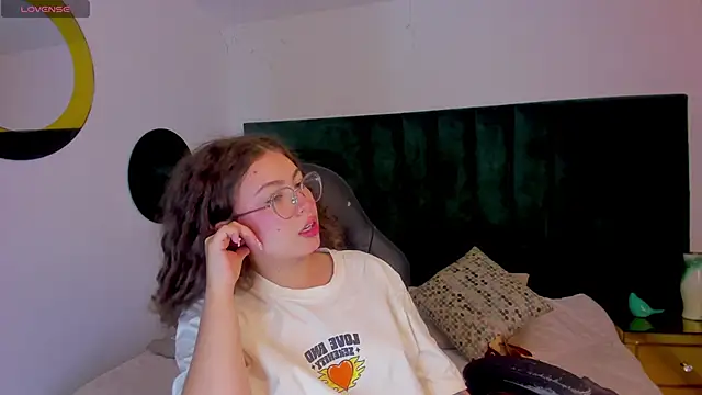 MarieTaylor  online show from March 4, 2026, 12:07 am