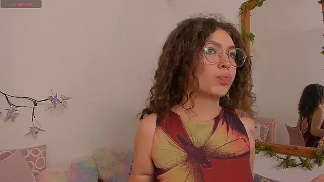 MarieTaylor  online show from February 19, 2026, 6:05 pm