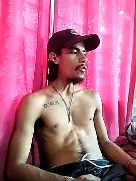 Snapshot of Blackpanter_13 chatting on November 19, 2025, 2:39 pm Blackpanter 13 online show from November 19, 2025, 2:39 pm