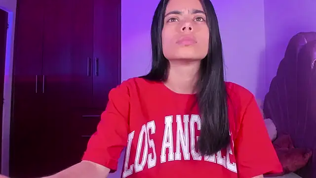 Snapshot of BelleVaal chatting on December 2, 2025, 3:30 am BelleVaal online show from December 2, 2025, 3:30 am