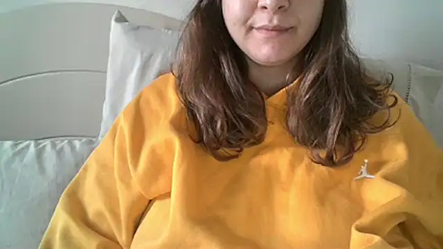 xxxluana online show from June 2, 2026, 3:45 pm