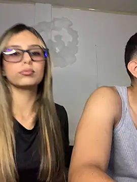 Sharlotte Davin online show from December 1, 2025, 3:07 am