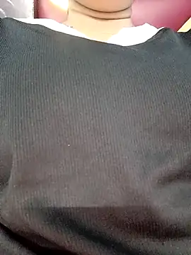 SugarNila online show from November 30, 2025, 1:39 am