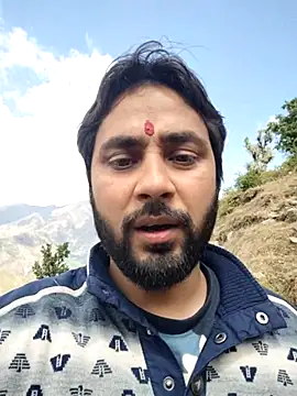 Cute Lucky online show from April 9, 2026, 5:53 am