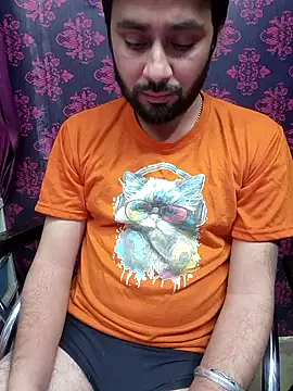 Cute Lucky online show from January 8, 2026, 6:03 pm