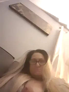 ccrider69  online show from November 19, 2025, 11:21 am