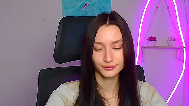 Stella XO online show from April 3, 2026, 5:36 am