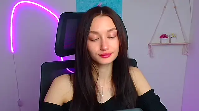 Stella XO online show from April 15, 2026, 5:35 am