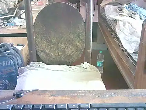 handsome12345  online show from April 18, 2026, 3:20 am