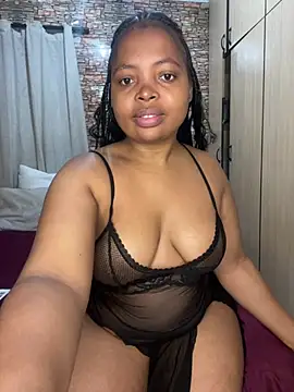 CamilaXXX20 online show from August 4, 2026, 6:12 pm