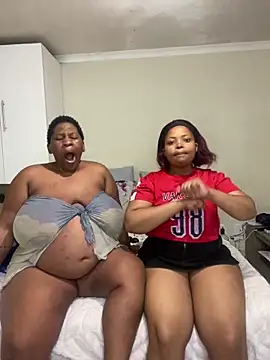 CamilaXXX20 online show from April 18, 2026, 6:54 pm