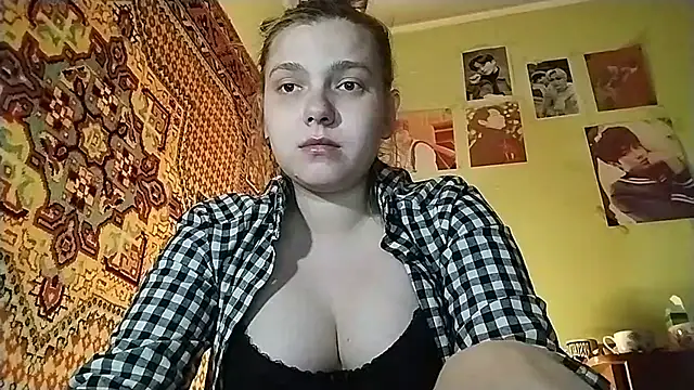 KikiBang online show from May 15, 2026, 7:34 pm