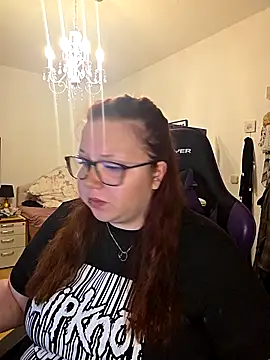 NaughtyNiia online show from December 16, 2025, 5:39 pm