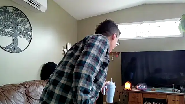 sareberr420 online show from April 23, 2026, 1:57 pm