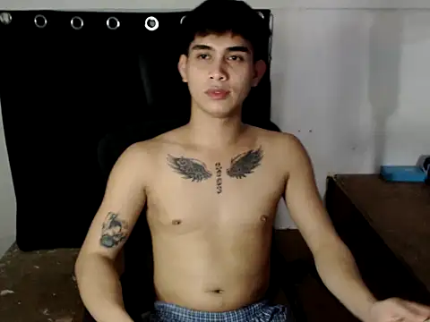 DecentGUy04 online show from November 19, 2025, 7:58 pm