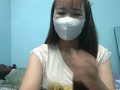 Snapshot of LinhChi09 chatting on June 11, 2026, 12:32 am LinhChi09 online show from June 11, 2026, 12:32 am