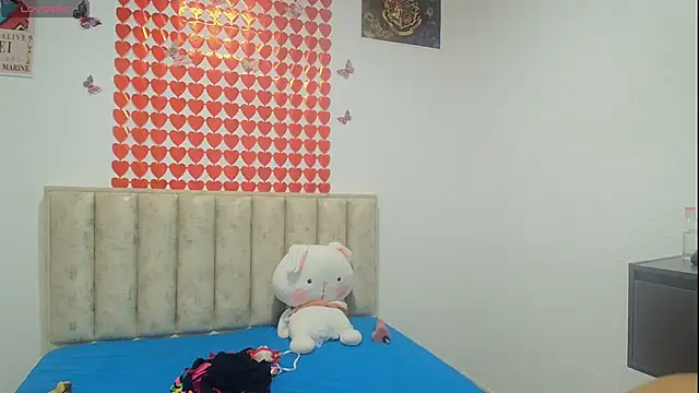 Bebesitodavis online show from December 1, 2025, 4:41 pm