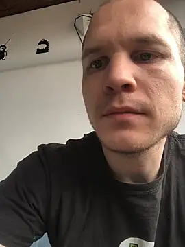 Spielzeugtwink online show from May 22, 2026, 10:13 am