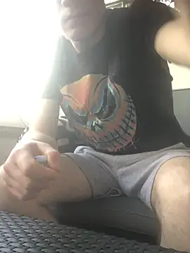 Spielzeugtwink online show from May 23, 2026, 5:56 pm