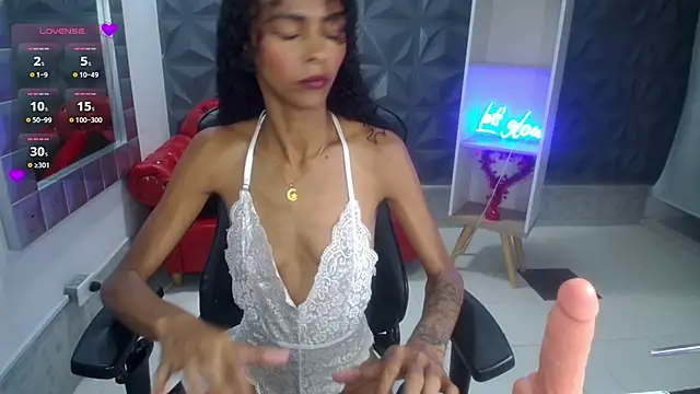 Snapshot of becky_lynch_102 chatting on February 26, 2026, 5:46 pm becky lynch 102 online show from February 26, 2026, 5:46 pm