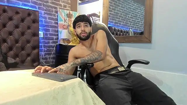 Jesuss77  online show from November 25, 2025, 2:06 pm