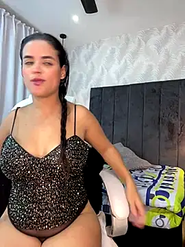 Aria Kitty online show from November 24, 2025, 7:47 pm