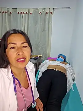 JustSamantha  online show from April 3, 2026, 9:05 am