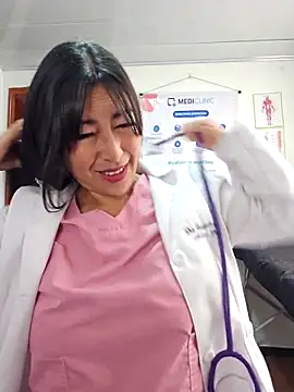 Snapshot of JustSamantha_ chatting on February 17, 2026, 1:08 pm JustSamantha online show from February 17, 2026, 1:08 pm