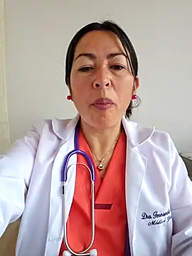 JustSamantha  online show from December 3, 2025, 1:32 pm