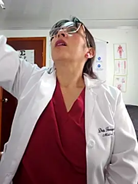 Snapshot of JustSamantha_ chatting on February 9, 2026, 1:53 pm JustSamantha online show from February 9, 2026, 1:53 pm