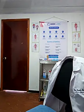 Snapshot of JustSamantha_ chatting on February 22, 2026, 12:18 pm JustSamantha online show from February 22, 2026, 12:18 pm