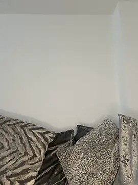 BootyQueenApril online show from March 19, 2026, 9:42 am