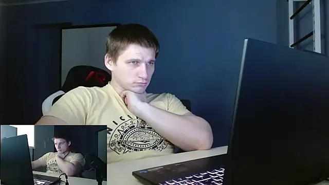 Poliglotjoe1 online show from February 11, 2026, 2:39 pm