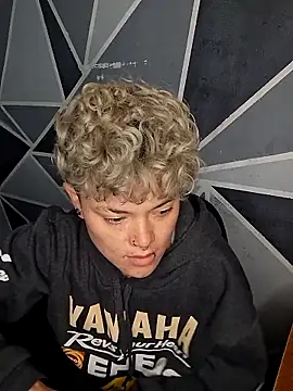 Snapshot of megan_NL chatting on February 8, 2026, 8:12 am megan NL online show from February 8, 2026, 8:12 am