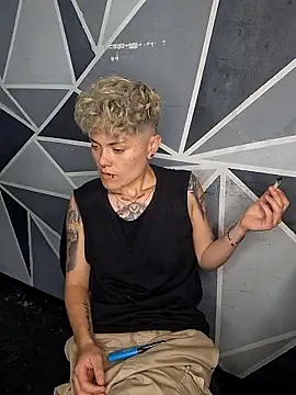 Snapshot of megan_NL chatting on February 3, 2026, 3:04 am megan NL online show from February 3, 2026, 3:04 am