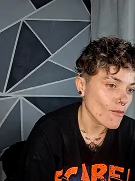 megan NL online show from December 15, 2025, 12:05 am